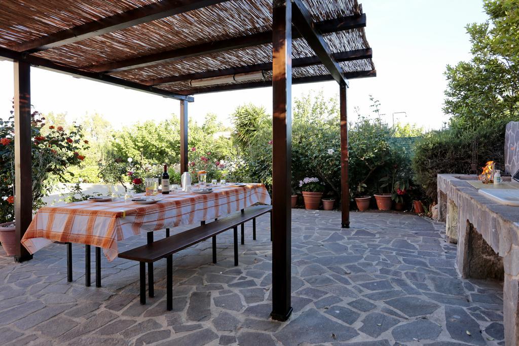 Bed And Breakfast Le Camelie Alguer Exterior foto